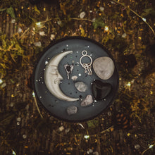 Load image into Gallery viewer, CLAVARA | LIMITED EDITION SPELL CANDLE
