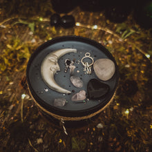 Load image into Gallery viewer, CLAVARA | LIMITED EDITION SPELL CANDLE
