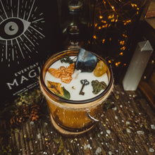 Load image into Gallery viewer, HONEYSUCKLE &amp; JASMINE SCENTED | LIMITED EDITION CANDLE
